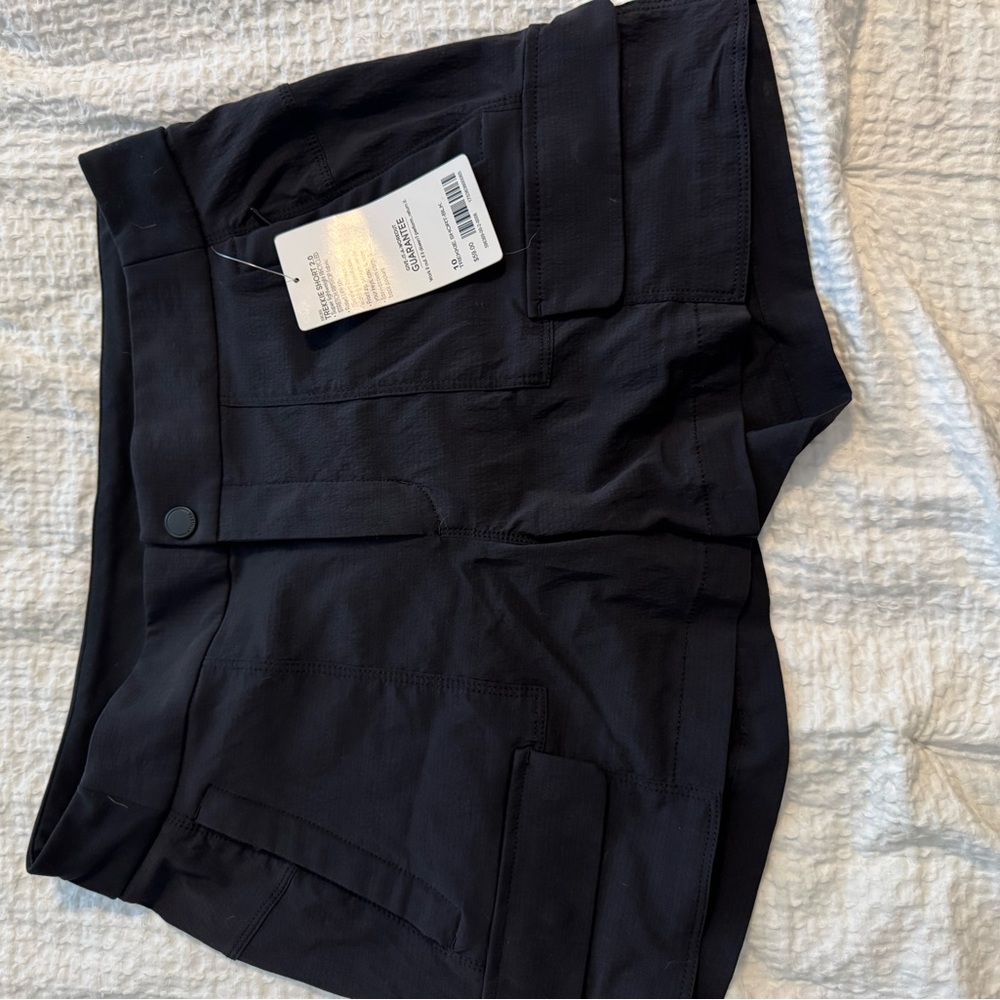 Athletica Trekkie Short